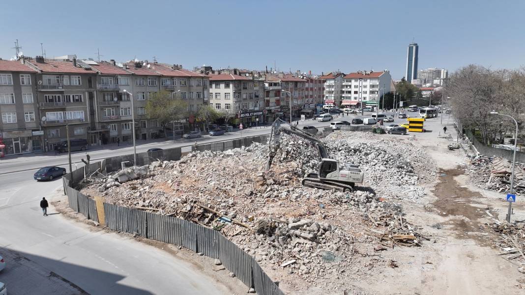 Konya'nın kalbindeki büyük dönüşümde yıkım tamamlandı! 2